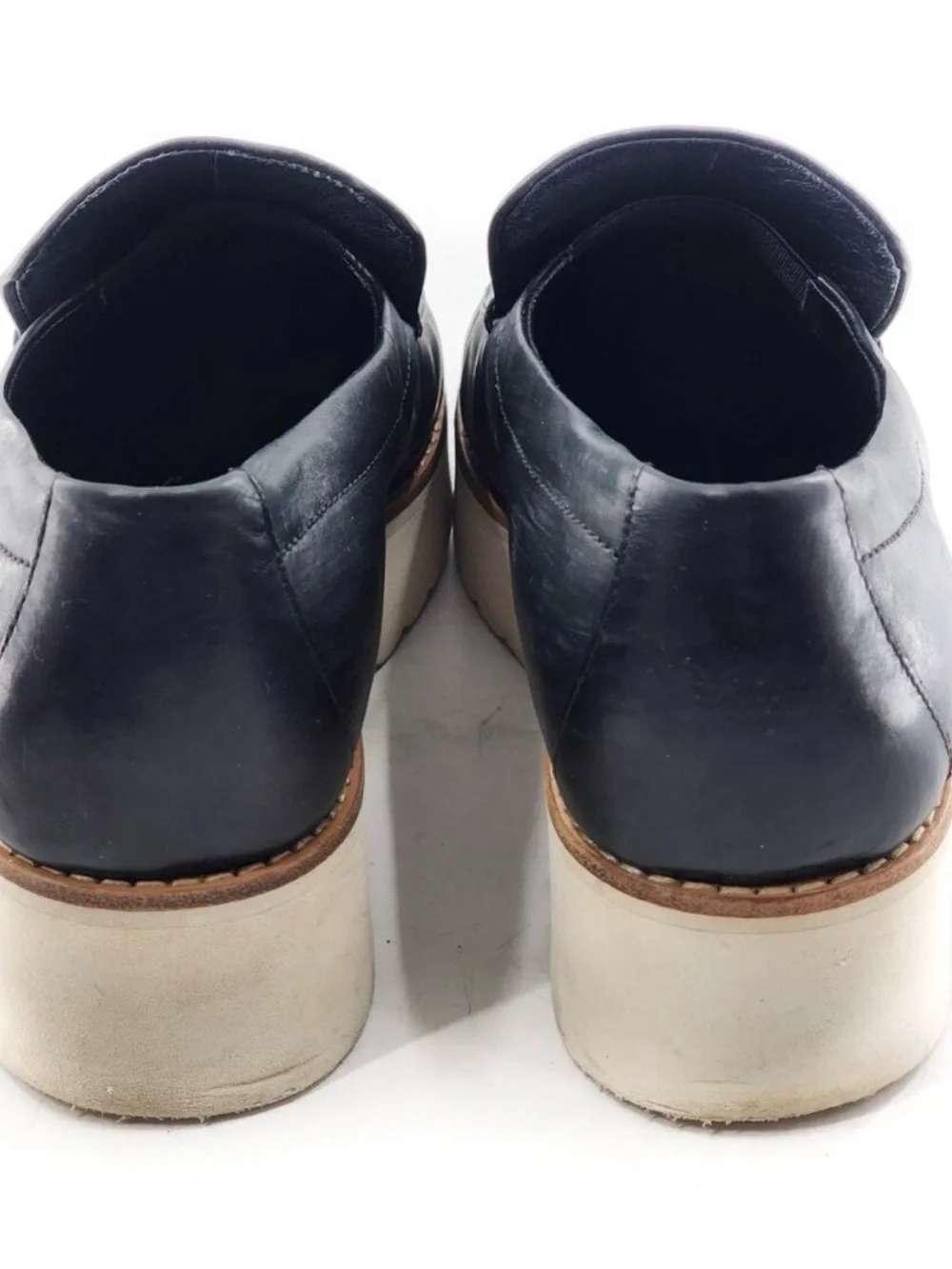 Vince sleek slip